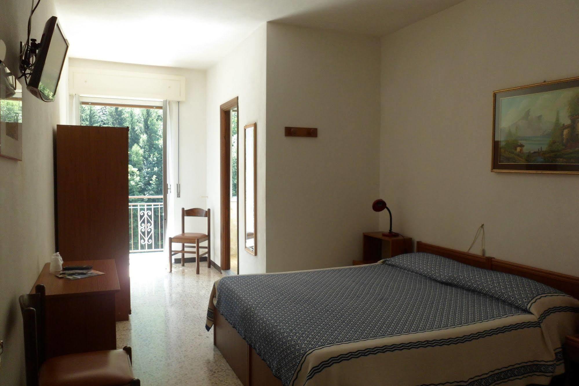 Albergo Ristorante Regina Bognanco エクステリア 写真
