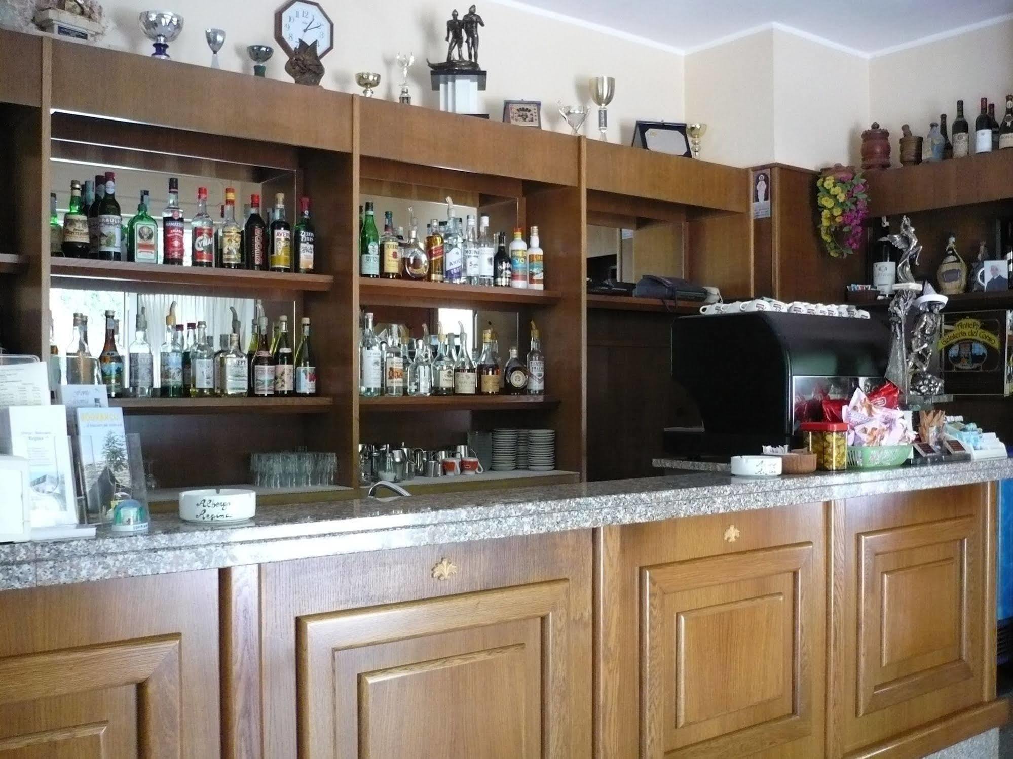 Albergo Ristorante Regina Bognanco エクステリア 写真